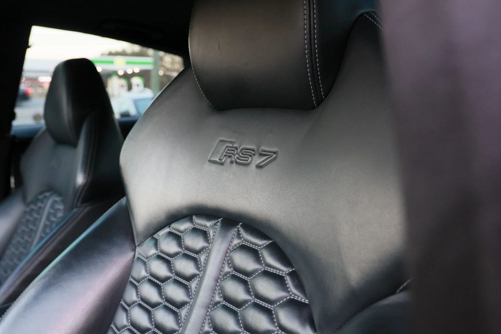 2016 Audi RS 7 4dr Hatchback Prestige - 22960962 - 25