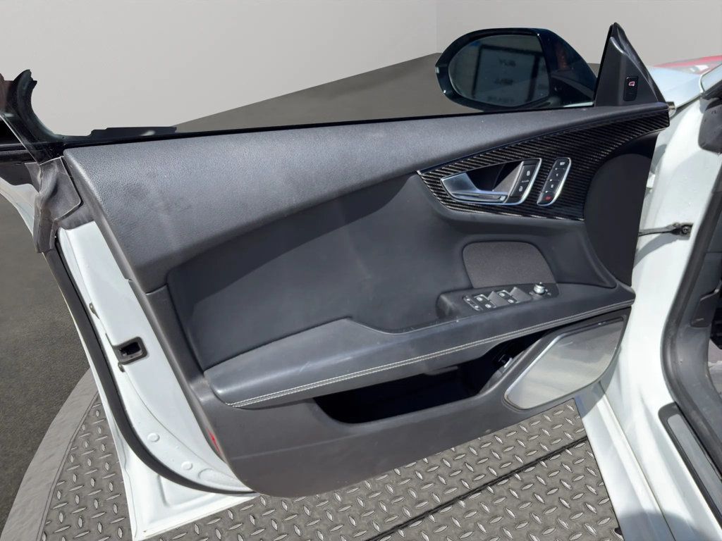 2016 Audi RS 7 RS 7 PRESTIGE, CARBON FIBER, NAVI SYSTEM, BACKUP CAM, B&O SOUND! - 22960962 - 19