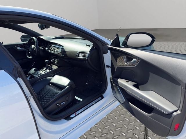 2016 Audi RS 7 RS 7 PRESTIGE, CARBON FIBER, NAVI SYSTEM, BACKUP CAM, B&O SOUND! - 22960962 - 22