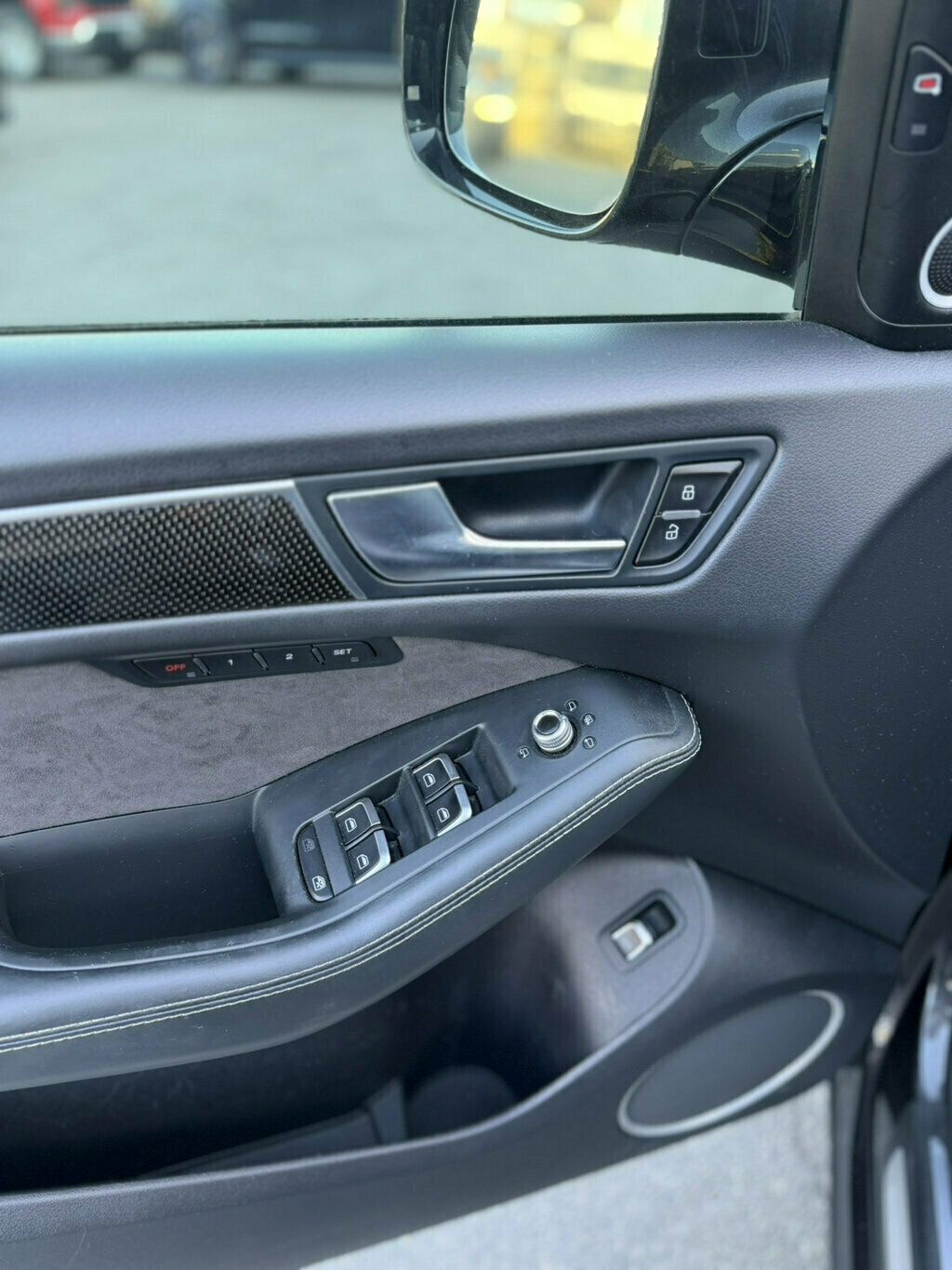 Audi SQ5 photo 16