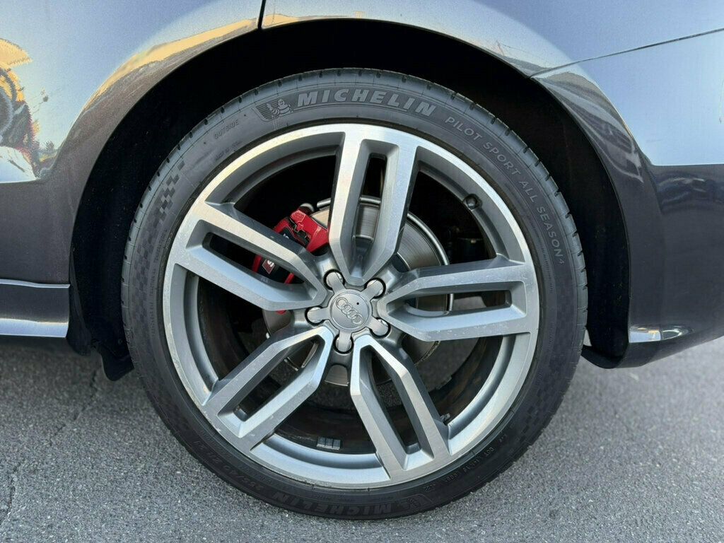 Audi SQ5 photo 24