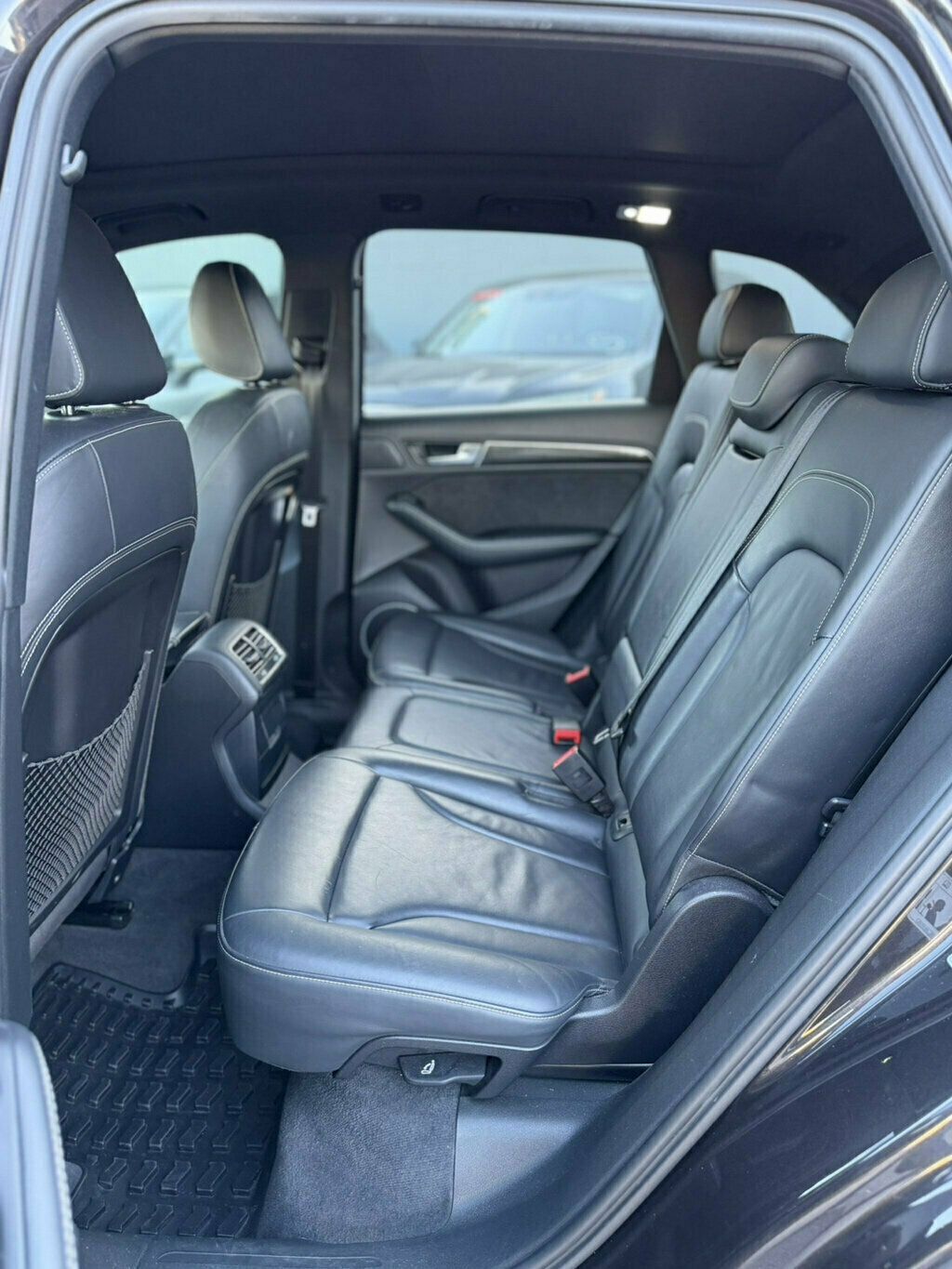 Audi SQ5 photo 8