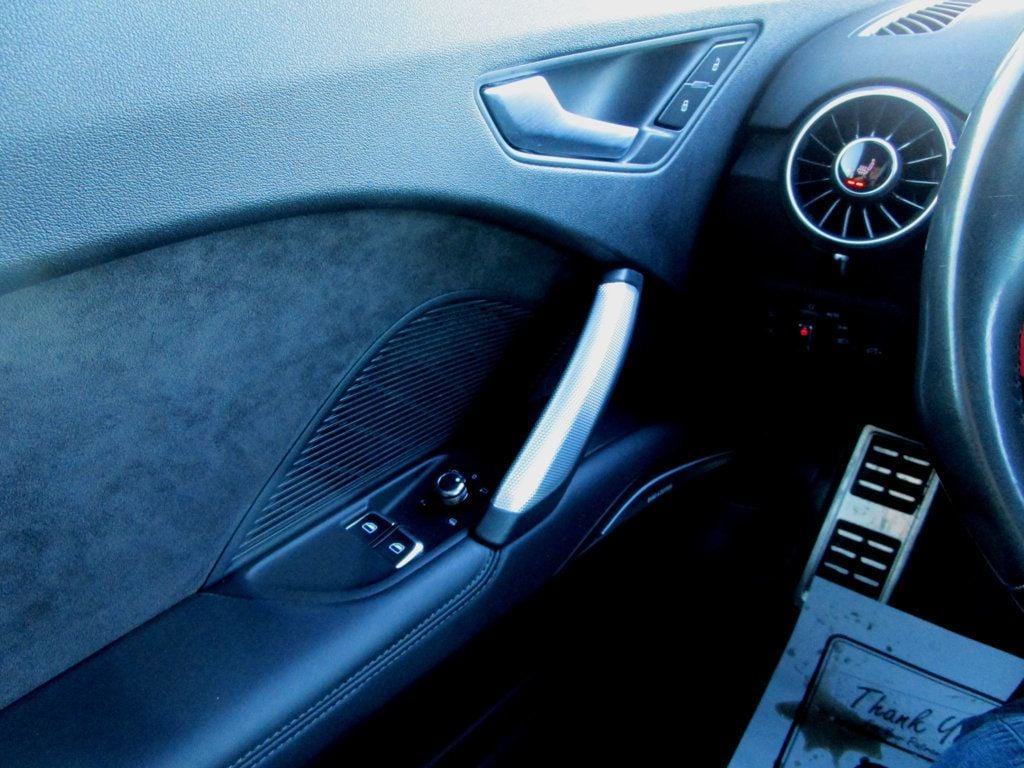 2016 Audi TT 2dr Coupe S tronic quattro 2.0T - 22976784 - 26