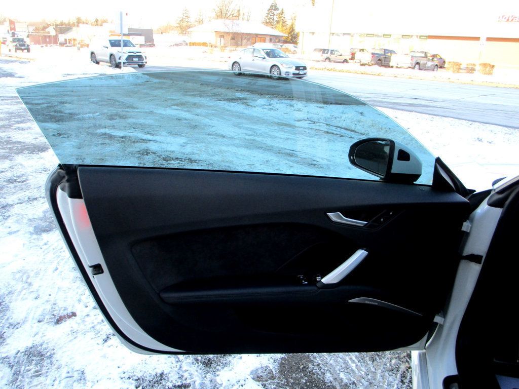 2016 Audi TT 2dr Coupe S tronic quattro 2.0T - 22976784 - 33