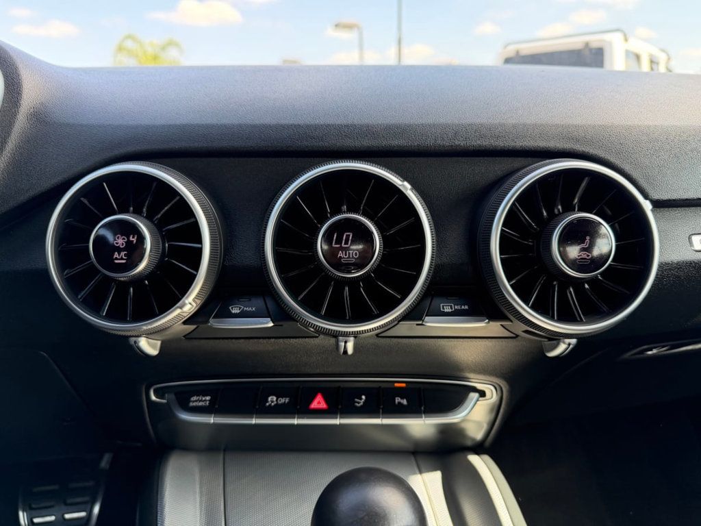 2016 Audi TT 2dr Coupe S tronic quattro 2.0T - 22980897 - 19