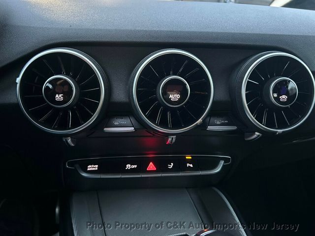 2016 Audi TT 2dr Roadster S tronic quattro 2.0T - 22938528 - 39