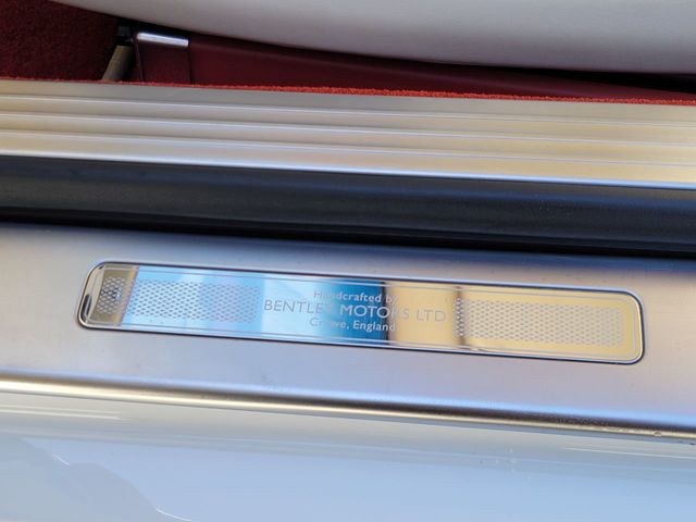 2016 Bentley Continental GT 2016 BENTLEY CONTINENTAL GT W12 LIKE NEW, EXQUISITE INSIDE & OUT - 21665729 - 42