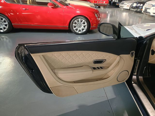 2016 Bentley Continental GT 2dr Convertible V8 - 22947042 - 11