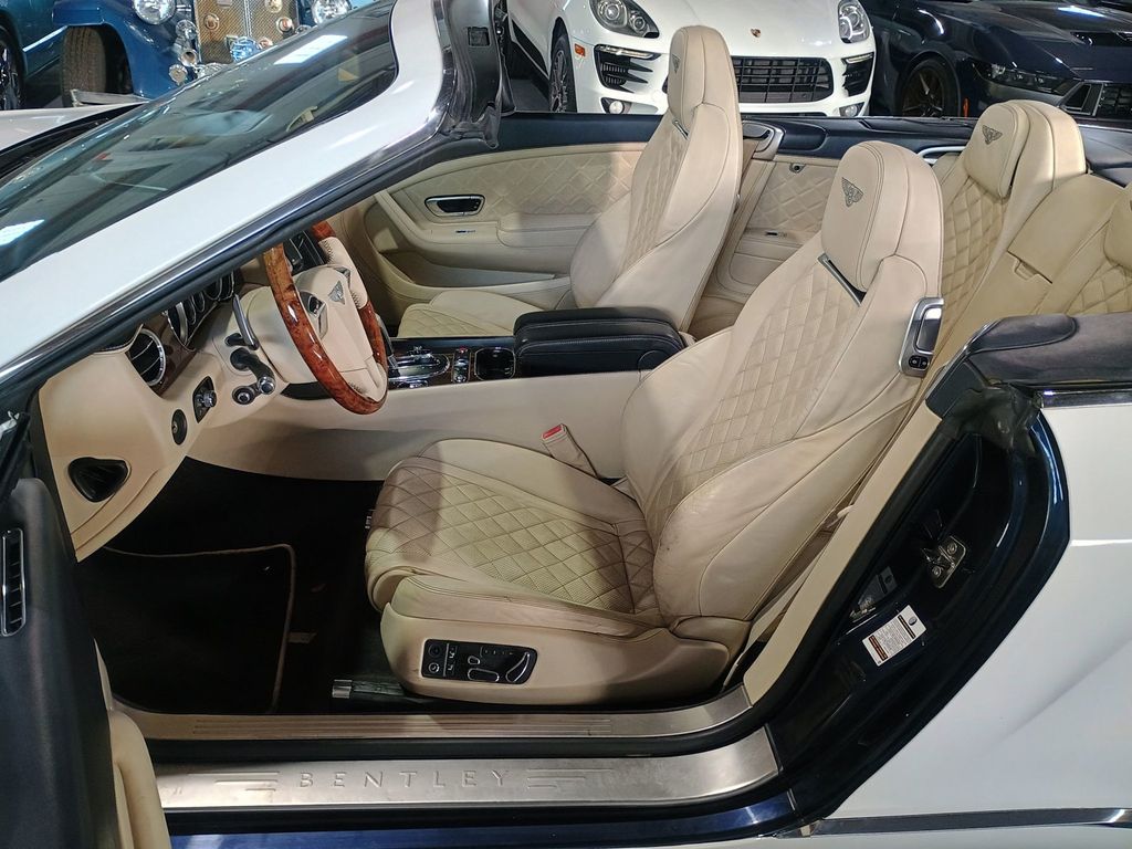2016 Bentley Continental GT 2dr Convertible V8 - 22947042 - 12