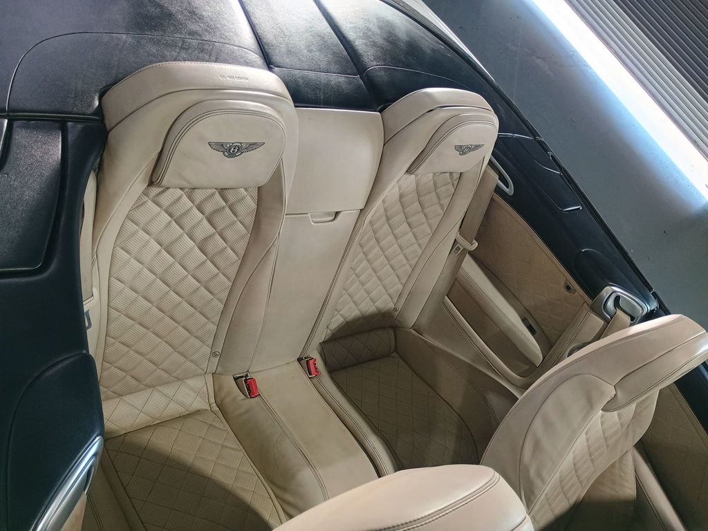 2016 Bentley Continental GT 2dr Convertible V8 - 22947042 - 25