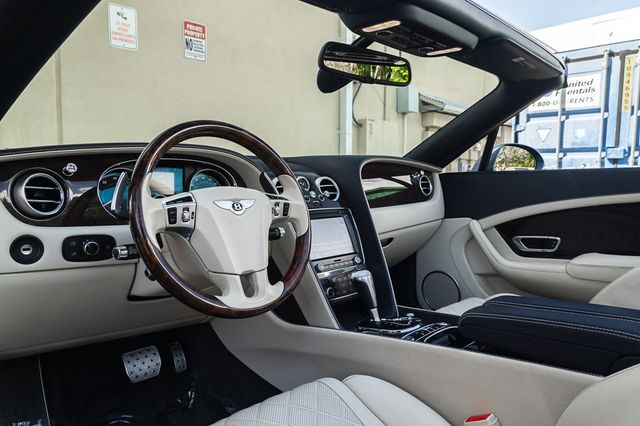 2016 Bentley Continental GT 2dr Convertible V8 - 22985838 - 15
