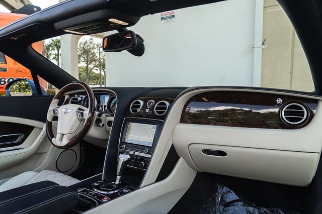 2016 Bentley Continental GT 2dr Convertible V8 - 22985838 - 22