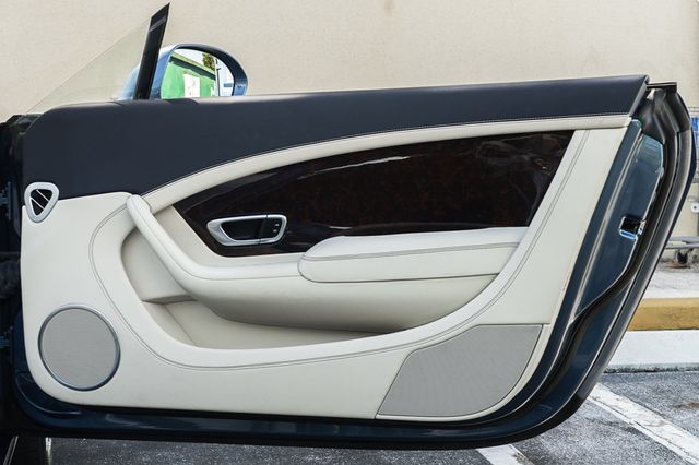 2016 Bentley Continental GT 2dr Convertible V8 - 22985838 - 25