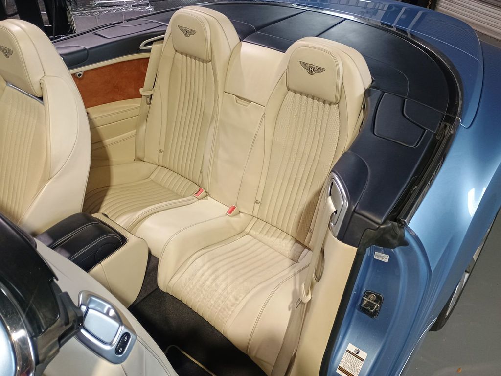 2016 Bentley Continental GT 2dr Convertible V8 Clean Carfax - 22952471 - 25