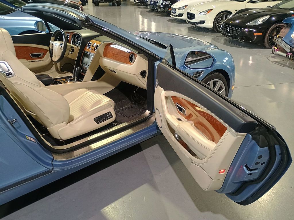 2016 Bentley Continental GT 2dr Convertible V8 Clean Carfax - 22952471 - 33