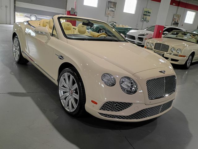 2016 Bentley Continental GT 2dr Convertible V8 Clean Carfax 4059 Miles - 23102580 - 10