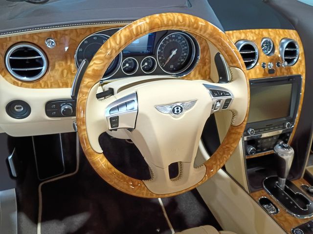 2016 Bentley Continental GT 2dr Convertible V8 Clean Carfax 4059 Miles - 23102580 - 19
