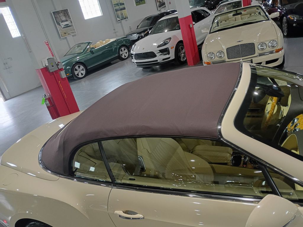 2016 Bentley Continental GT 2dr Convertible V8 Clean Carfax 4059 Miles - 23102580 - 46