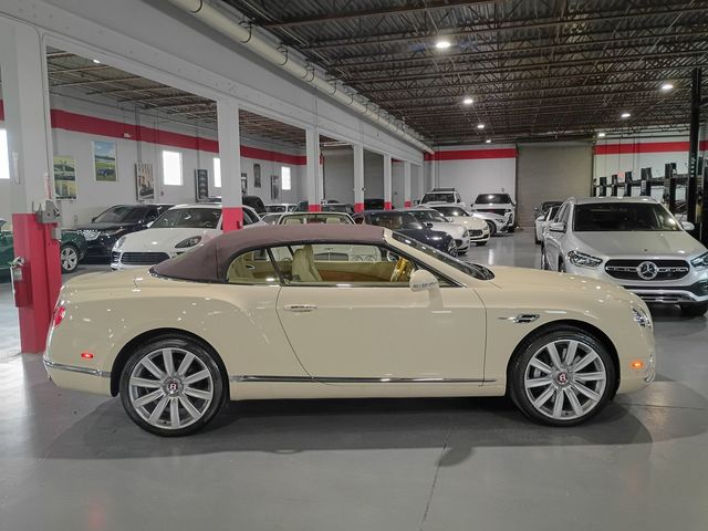 2016 Bentley Continental GT 2dr Convertible V8 Clean Carfax 4059 Miles - 23102580 - 8