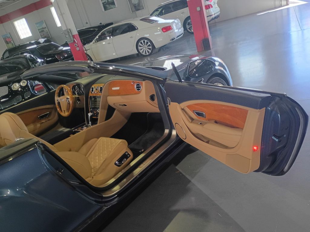 2016 Bentley Continental GT 2dr Convertible W12 Clean Carfax Florida Car - 23094703 - 37