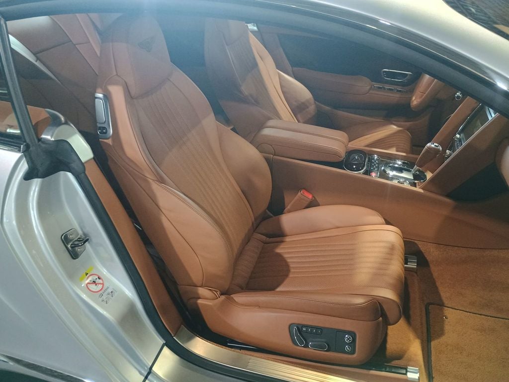 2016 Bentley Continental GT 2dr Coupe V8 1 Owner Clean Carfax - 22970549 - 27