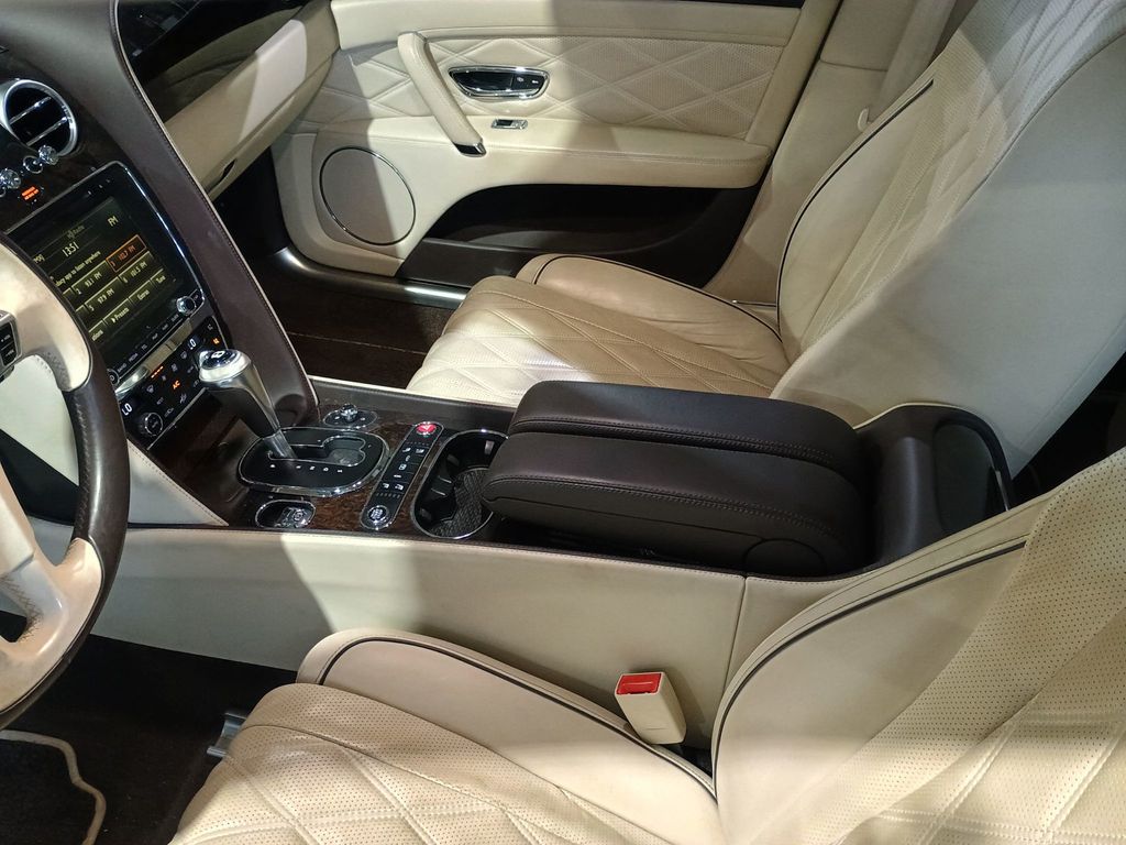 2016 Bentley Flying Spur 4dr Sedan V8 - 22938782 - 21