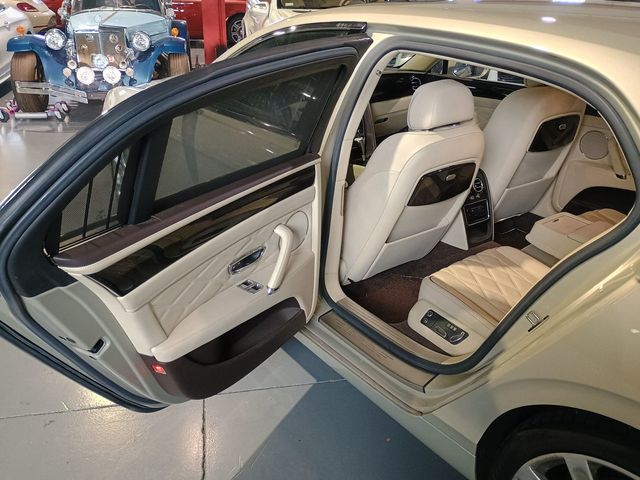 2016 Bentley Flying Spur 4dr Sedan V8 - 22938782 - 22