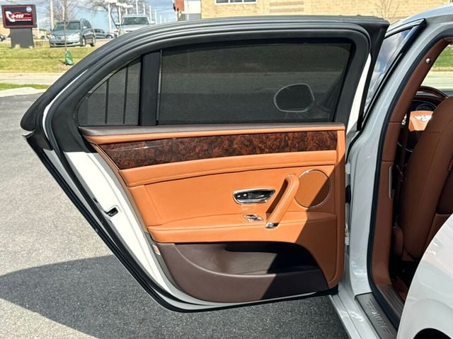 2016 Bentley Flying Spur 4dr Sedan V8 - 23005247 - 24