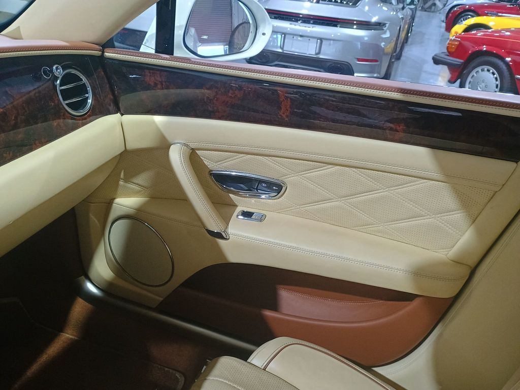 2016 Bentley Flying Spur 4dr Sedan W12 Mulliner Florida Car - 23069968 - 18