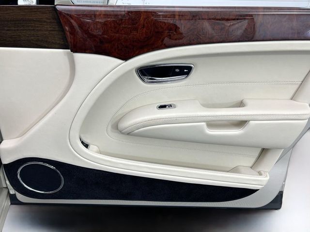 2016 Bentley Mulsanne 4dr Sedan - 22991527 - 24
