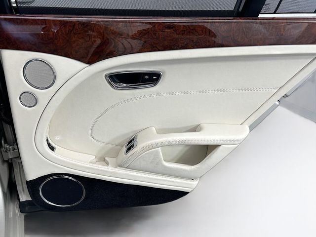 2016 Bentley Mulsanne 4dr Sedan - 22991527 - 26
