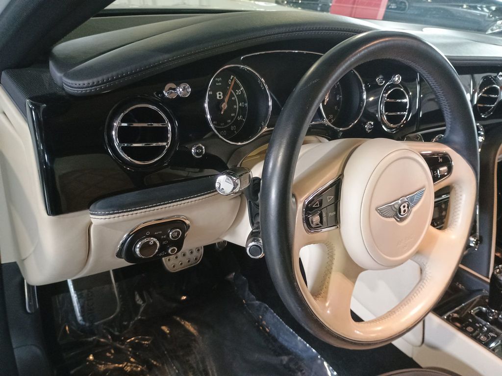 2016 Bentley Mulsanne 4dr Sedan Speed Clean Carfax Florida Car - 23018717 - 19