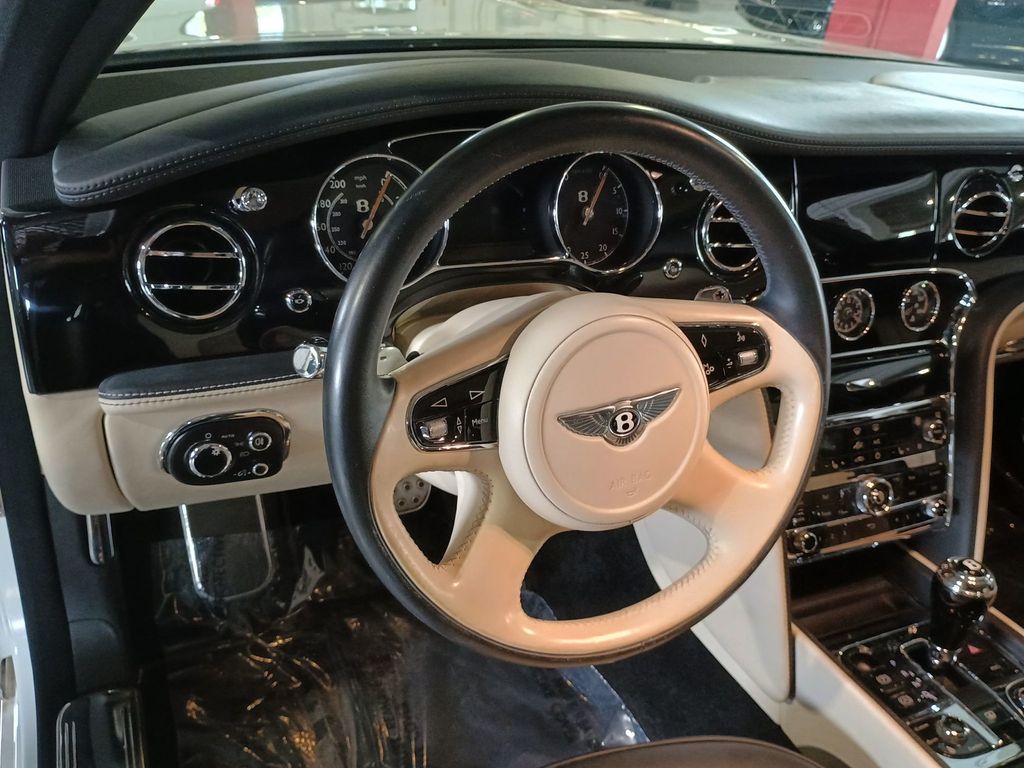 2016 Bentley Mulsanne 4dr Sedan Speed Clean Carfax Florida Car - 23018717 - 20