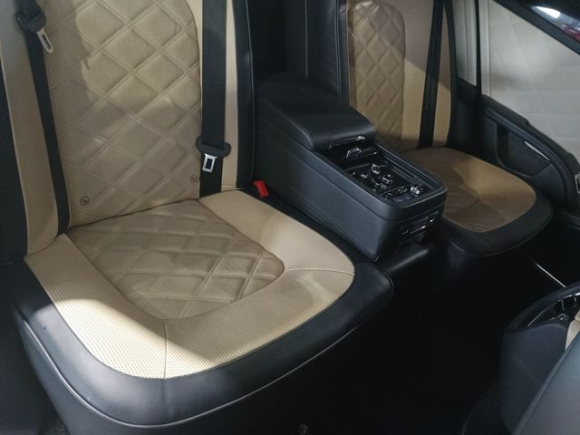 2016 Bentley Mulsanne 4dr Sedan Speed Clean Carfax Florida Car - 23018717 - 37