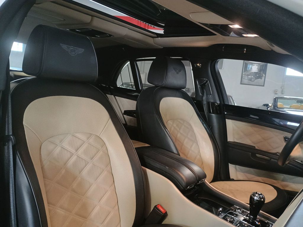 2016 Bentley Mulsanne 4dr Sedan Speed Clean Carfax Florida Car - 23018717 - 42