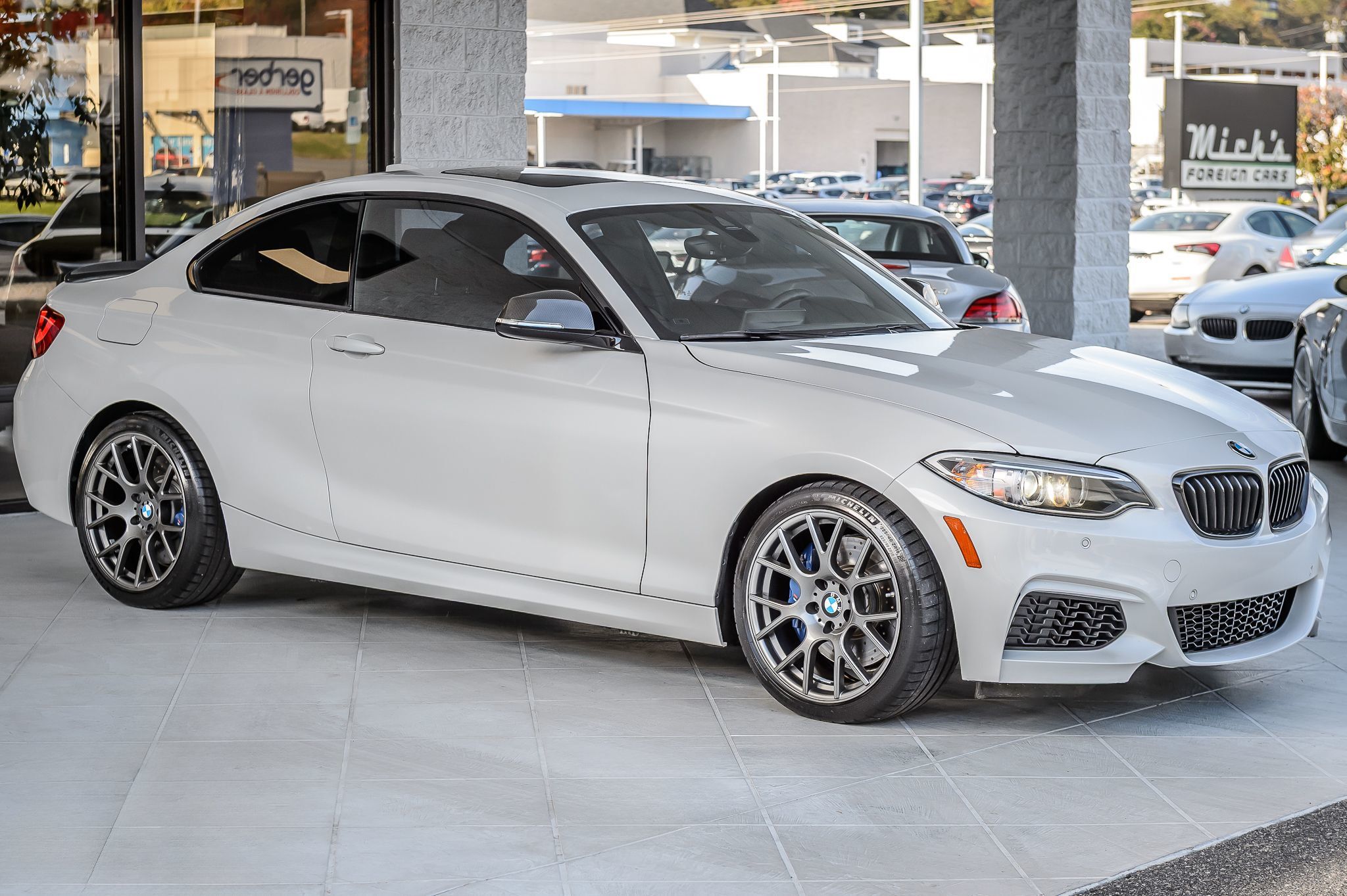 2016 Bmw M235i 2-Series photo 3