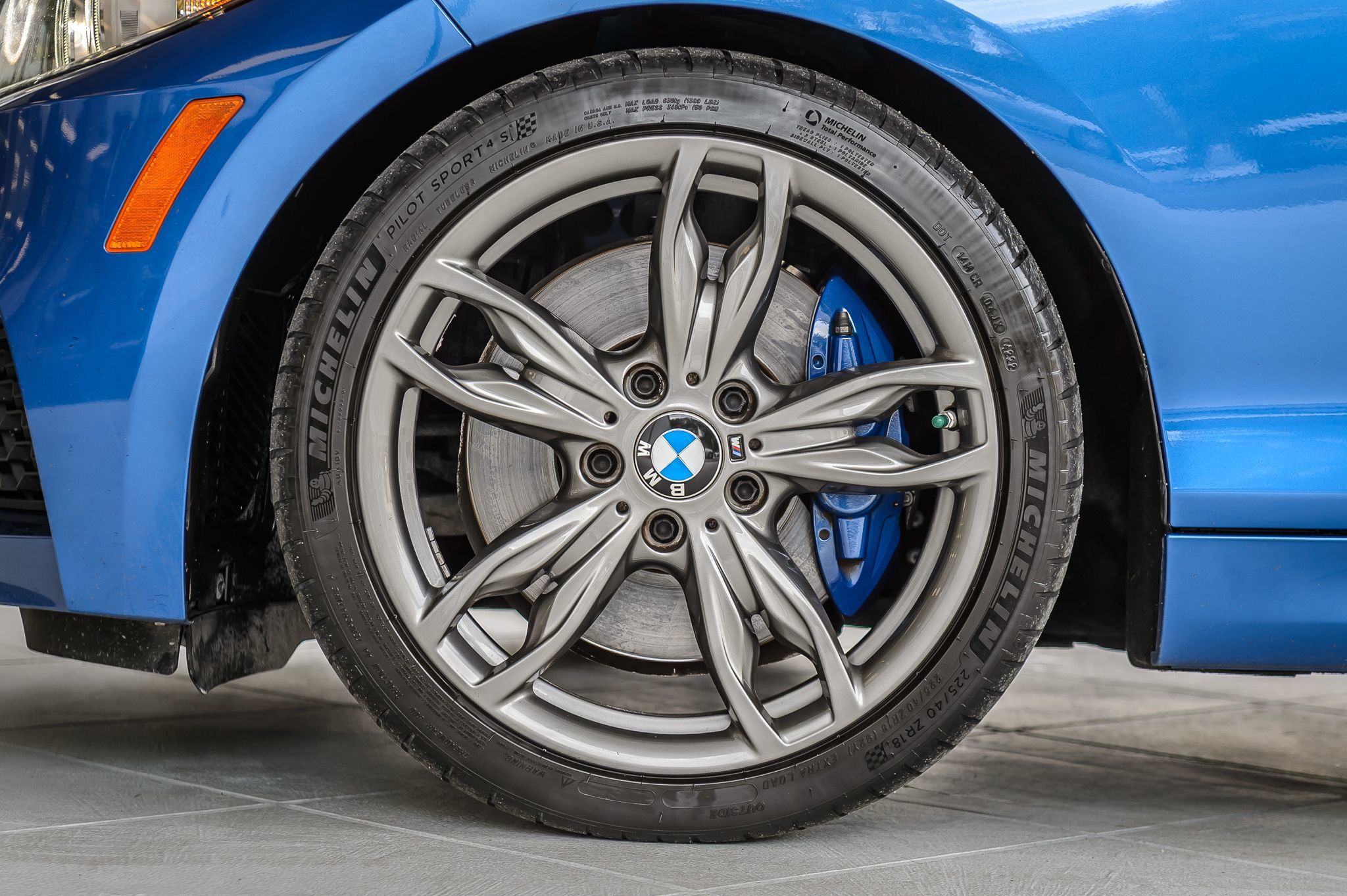 2016 Bmw M235i 2-Series photo 9