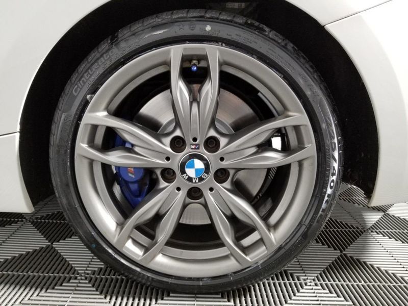 2016 BMW 2 Series M235i xDrive - 18371041 - 21