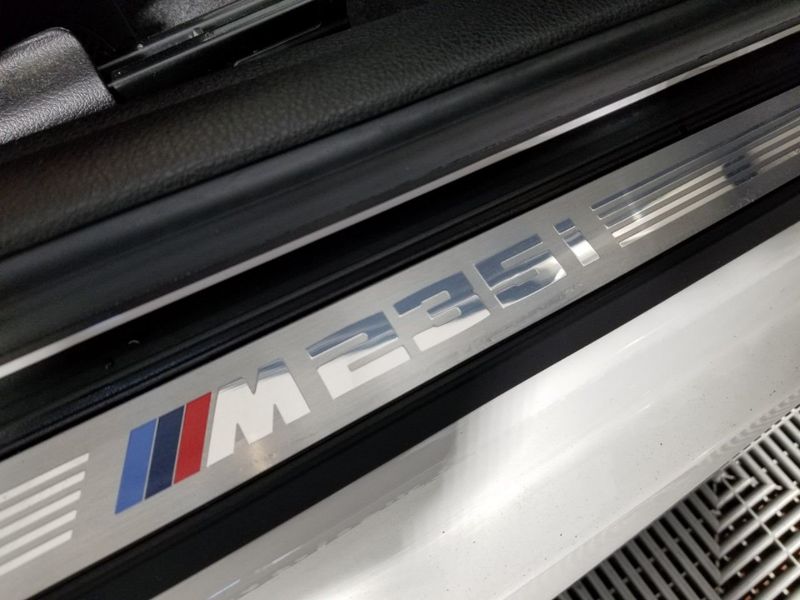 2016 BMW 2 Series M235i xDrive - 18371041 - 22
