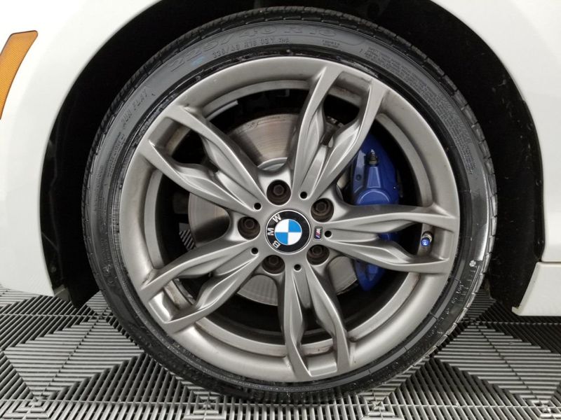 2016 BMW 2 Series M235i xDrive - 18371041 - 24