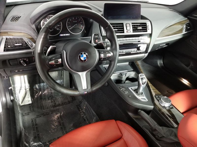 2016 BMW 2 Series M235i xDrive - 18371041 - 28