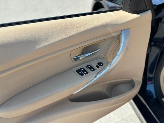 2016 BMW 3 Series 320i - 22914106 - 14