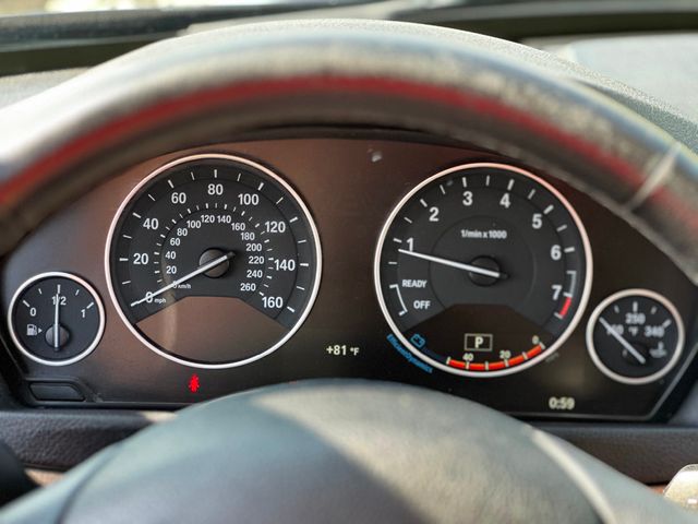 2016 BMW 3 Series 320i - 22914106 - 27