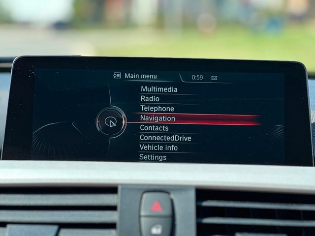 2016 BMW 3 Series 320i - 22914106 - 31