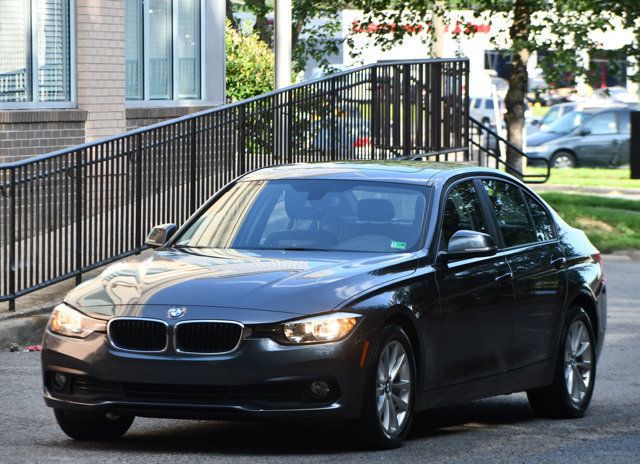 2016 BMW 3 Series 320i - 22884971 - 2