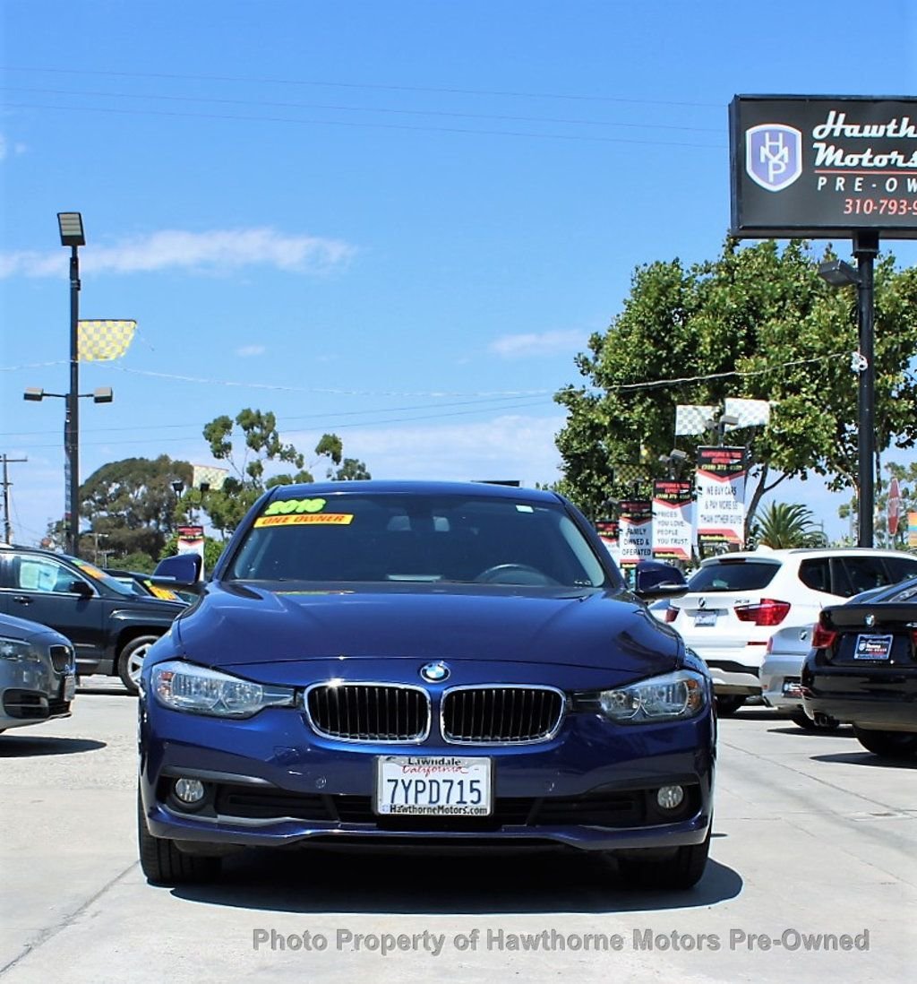 2016 BMW 3 Series 320i - 22570391 - 2