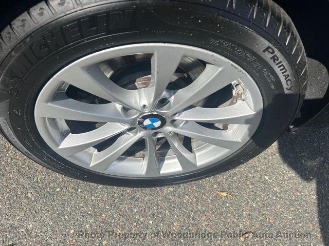 2016 BMW 3 Series 320i xDrive - 23083103 - 14