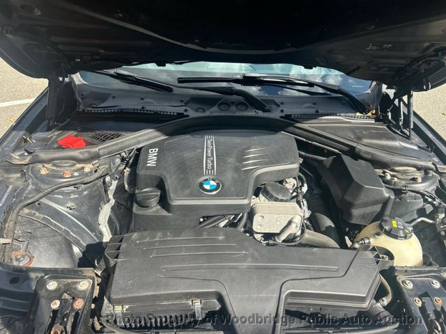 2016 BMW 3 Series 320i xDrive - 23083103 - 16