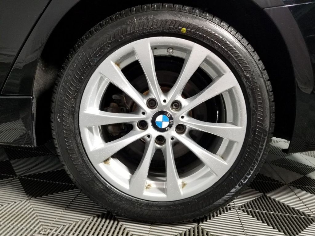 2016 BMW 3 Series 320i xDrive - 18533715 - 21