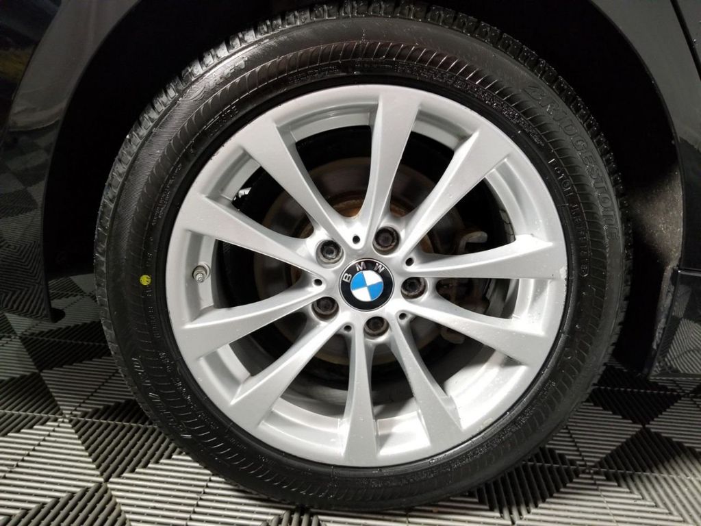 2016 BMW 3 Series 320i xDrive - 18533715 - 27